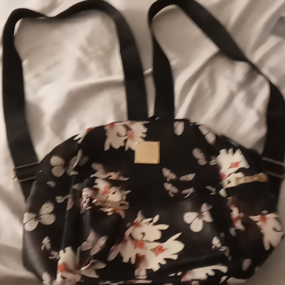 Backpack - Picture 2 of 3